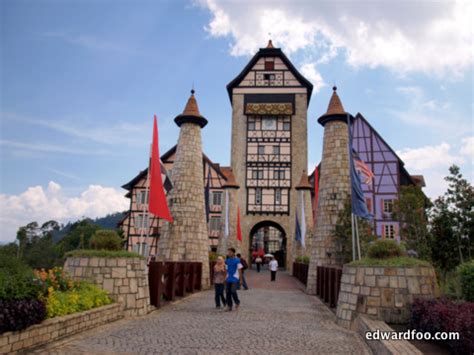 Berjaya hill used to called as bukit tinggi resort when it first launched. Berjaya Hills Resort - Bukit Tinggi (Part II) | edwardfoo.com