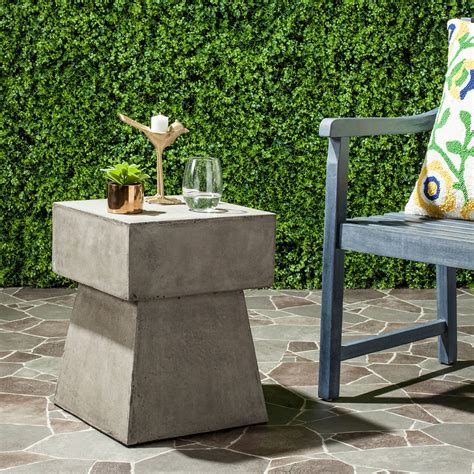 Safavieh Zen Mushroom Outdoor Concrete Accent Table Dark