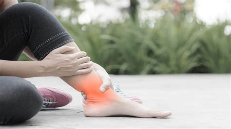 Doctors Explain The Causes Of Swollen Ankles How To Fix 6 Min Read