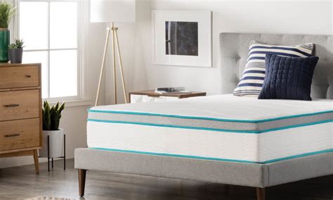The ultimate mattress size chart and bed dimensions guide. Bed Sizes & Mattress Dimensions You Need to Know ...