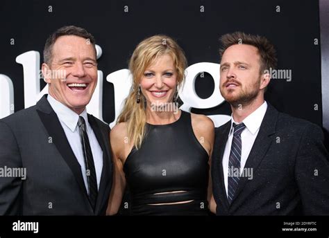 Bryan Cranston Anna Gunn Aaron Paul Amc S Premiere For The Final