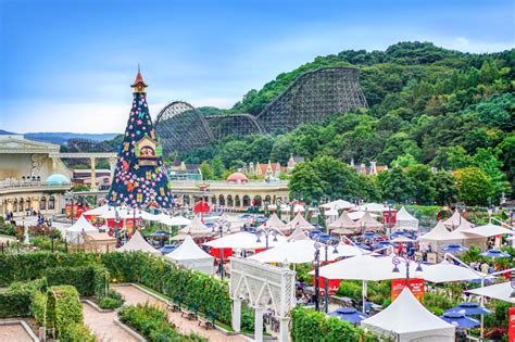 Our tour group was at everland theme park on a sunday, april 7, 2019, hence, as expected, the park had lots of visitors. 10월의 가을, 지금 에버랜드는 어떤 모습일까?