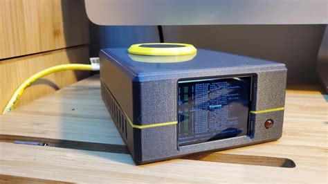 This Raspberry Pi Server Case Is DIY Fun With An LCD Screen Tom S