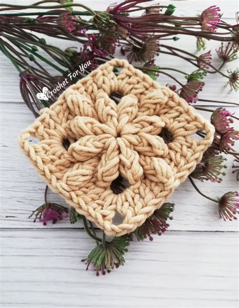 Crochet Bobble Drops Flower Granny Square In Solid Color