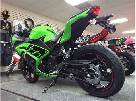 Full review of the 2014 kawasaki ninja 300. 2014 Kawasaki Ninja 300 ABS for sale on 2040-motos