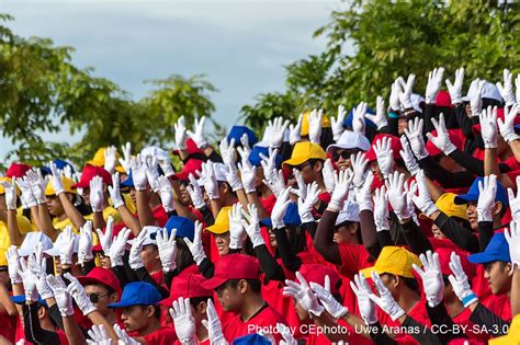 Ambassador lakhdhir and the entire u.s. Moovit - Selamat Hari Merdeka! Sayangi Malaysiaku # ...