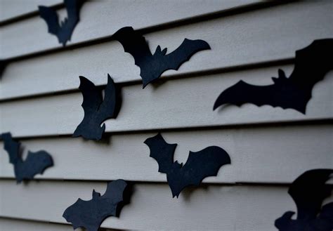 Bat Halloween Decoration 16 Bats Reusable Wall Decoration