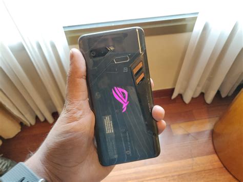 Asus Rog Phone With 6 Inch Fhd Amoled 90hz Hdr Display 8gb Ram