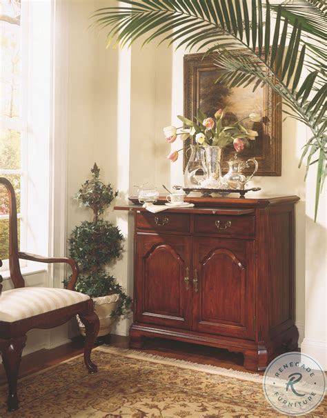 Cherry Grove Classic Antique Cherry Oval Leg Extendable Dining Room Set