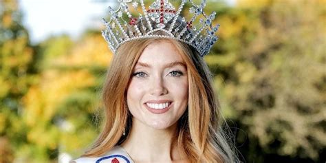 missnews miss england star could be first beauty queen in space as she has astronaut plans