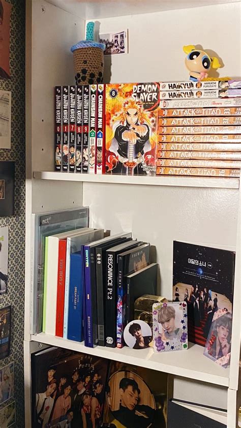 Shelf Inspo In 2021 Otaku Room Kawaii Room Manga Shelf Ideas