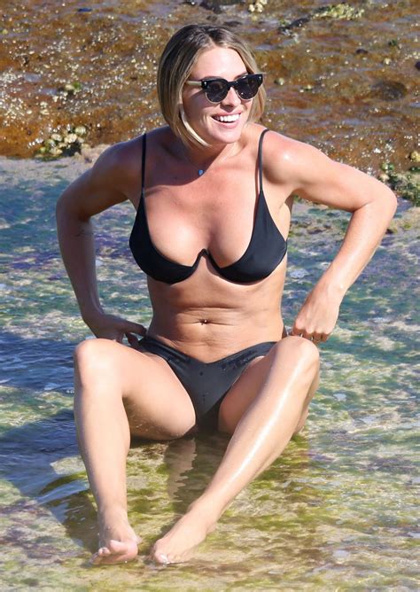 Lisa Clark Surprised With Erotic Photo Shoot In Bikini Photos Sexiz Pix