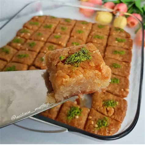 YALANCI BAKLAVA Uyumayanlar ses verin Yalancı baklava yaptım Ben