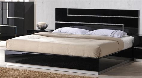 De Anjie Full Size Modern Black Crystal Bedroom Set
