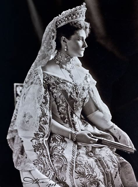 Tsarina Czarina Alix Alexandra Wearing Russian Court Dress And Diamond