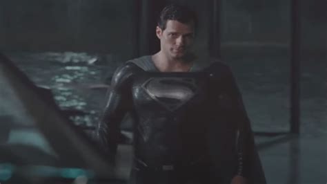 The first look at black suit superman in zack snyder's 'justice league' has been officially released. Watch Zack Snyder Reveal Superman's Black Suit in Justice ...