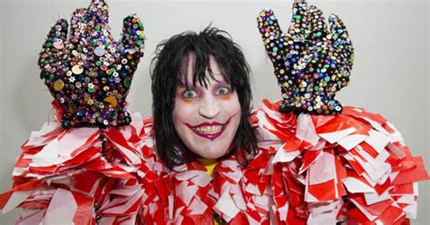 Noel Fielding Is The Great British Bake Off Safe In This Man S Hands Daily Star