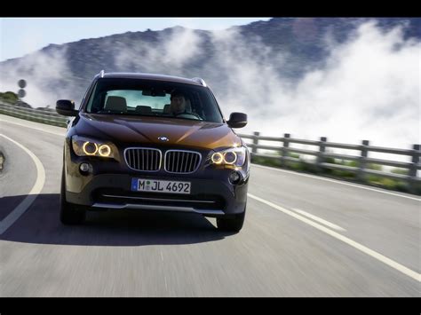 Free Download Front Speed Brown Wallpapers Bmw X1 Front Speed Brown