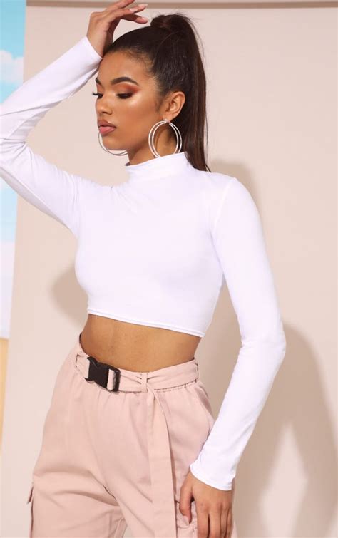 Crop Tops Cropped T Shirts Belly Tops Prettylittlething Long Sleeve Crop Top Crop Tops