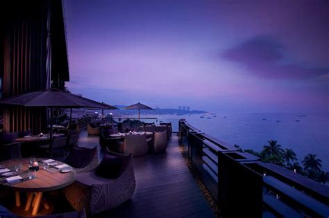 Hilton Pattaya Floating Hotel Opens In Thailand Luxuo Thailand