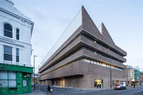 Herzog De Meuron Design A Space To Innovate In London Metropolis