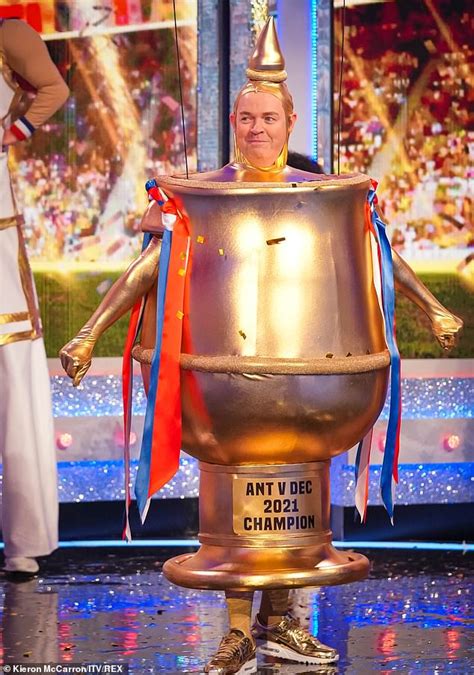 saturday night takeaway fans left in hysterics as ant mcpartlin pokes fun at gold costume