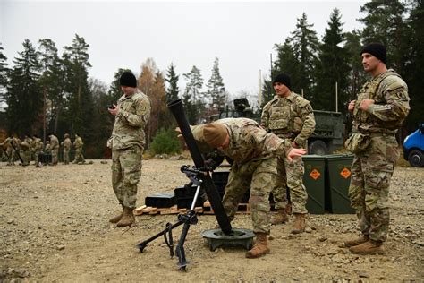 Dvids Images Infantry Mortar Leaders Course M252 Live Fire Image 2