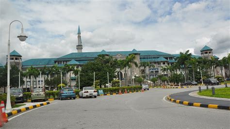 Its main campus is located in gombak, selangor with its centre for foundation studies situated in petaling jaya and gambang. IIUM Campus Malaysia 2016 | International Islamic ...