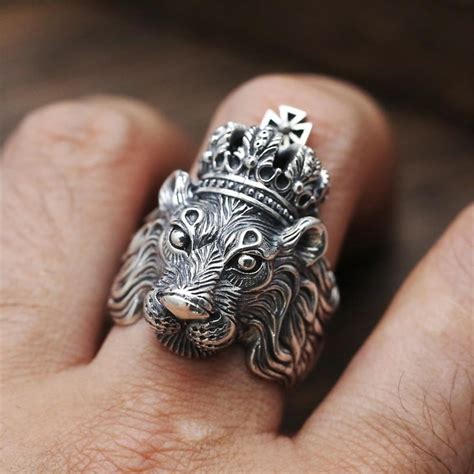 2019 Mens Lion Rings Metal Punk Carving Lion King Ring For Men Women