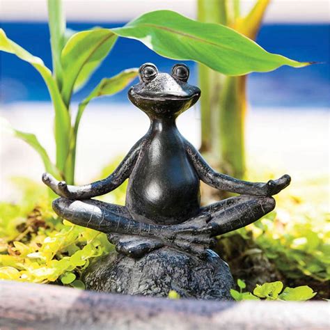 Sitting Yoga Frog Statue Patio Garden Pool Sculpture Decor Zen