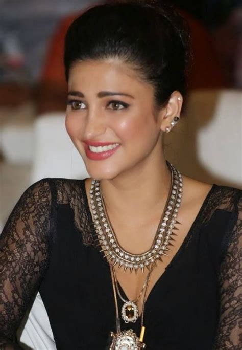 Pin By Rajmangal Bhagat On Beauty And Fashion External Celebrity Piercings Actresses Shruti