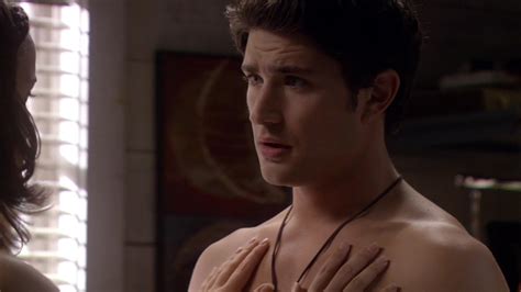 AusCAPS Matt Dallas Shirtless In Kyle XY Bringing Down The House