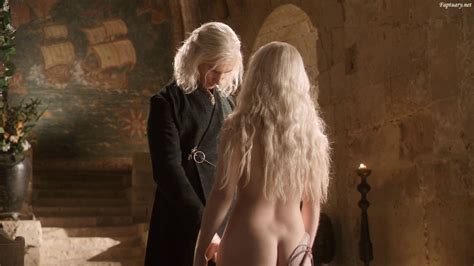 The Emilia Clarke Nudes You Ve Been Looking For Pics