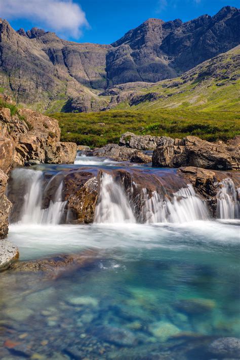 美し過ぎる自然の絶景169 － スコットランドのスカイ島isle Of Skyeにある｢妖精のプールthe Fairy Pools