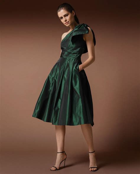 Vestidos, accesorios y zapatos para eventos, fiestas, bautizos y comuniones. Vestidos de invitada de boda El Corte Inglés de moda otoño ...