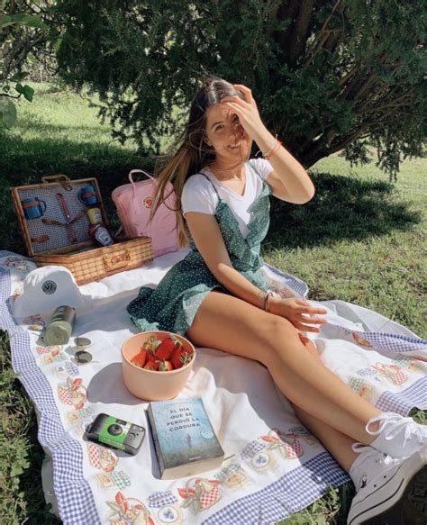 Picnic Date Outfits Picnic Outfit Summer Summer Picnic Summer Outfits Picnic Photography