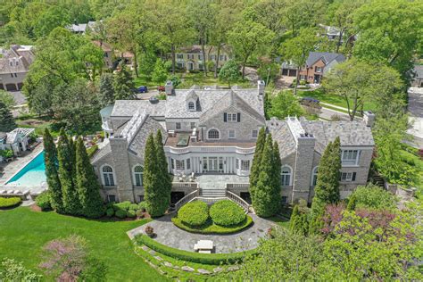 Burr Ridge & Hinsdale Mansions For Sale