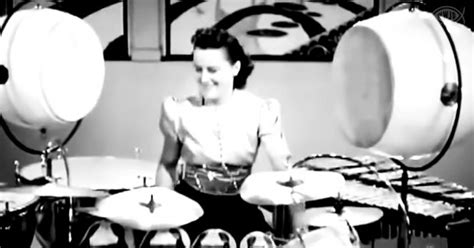106 Year Old Viola Smith Has Been Professional Drummer For 80 Years Wwjd