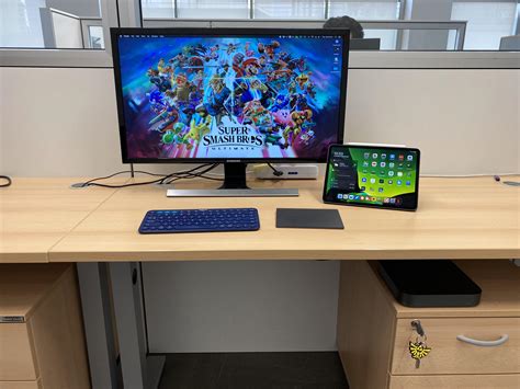 A Phd Students Mac Mini Setup At The Office Rmacsetups