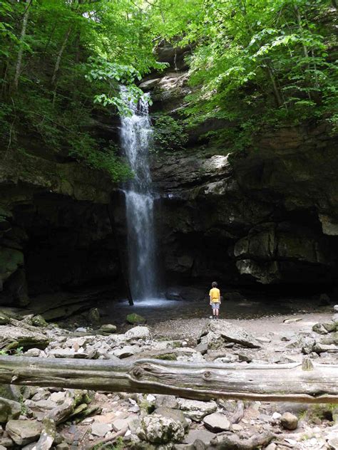 17 Best Waterfalls In Tennessee According To Local Hikers