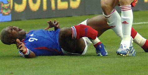 10 Absolutely Gruesome Sports Injuries That Will Go Down In History