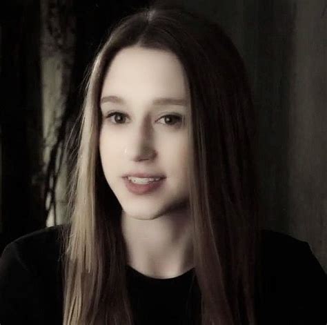 Taissa Farmiga Icon Violet Ahs Tate And Violet Ahs Actors Actors And Actresses American Horror