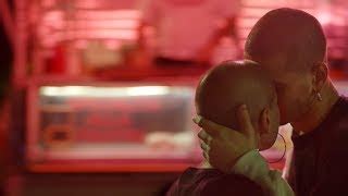 F c/g e non crescono i fiori è vero dove cammino io am g ma nemmeno è tutto nero. Gazzelle Accordi e Testi