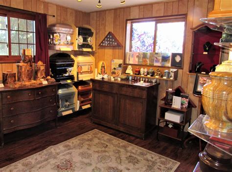 What are appropriate flowers for sympathy and funeral? Our Facilities | Mountain Memorial Funeral Home | Divide ...