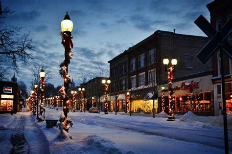 Petoskey Mi Petoskey Mi Us Travel Lamp Post Michigan Times Square