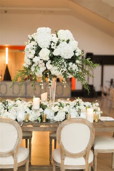 Trending: High Centerpieces That'll Wow Your Guests | Elegant wedding