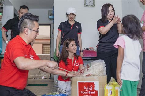 Add data for petaling jaya! Paradigm Mall Petaling Jaya Organizes 'Kechara Food Bank ...