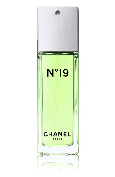 Chanel N°19 Eau De Toilette Spray Nordstrom