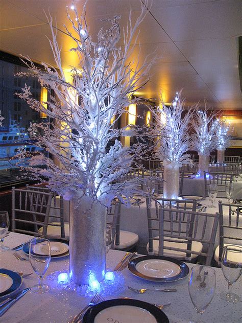 Crafts sticks, white spray paint, glue. Winter themed centerpieces : Furniture Ideas | DeltaAngelGroup