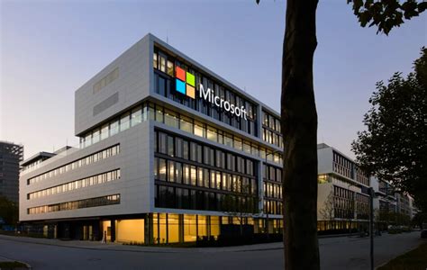 Microsoft Headquarters Become Vaccination Center Research Snipers